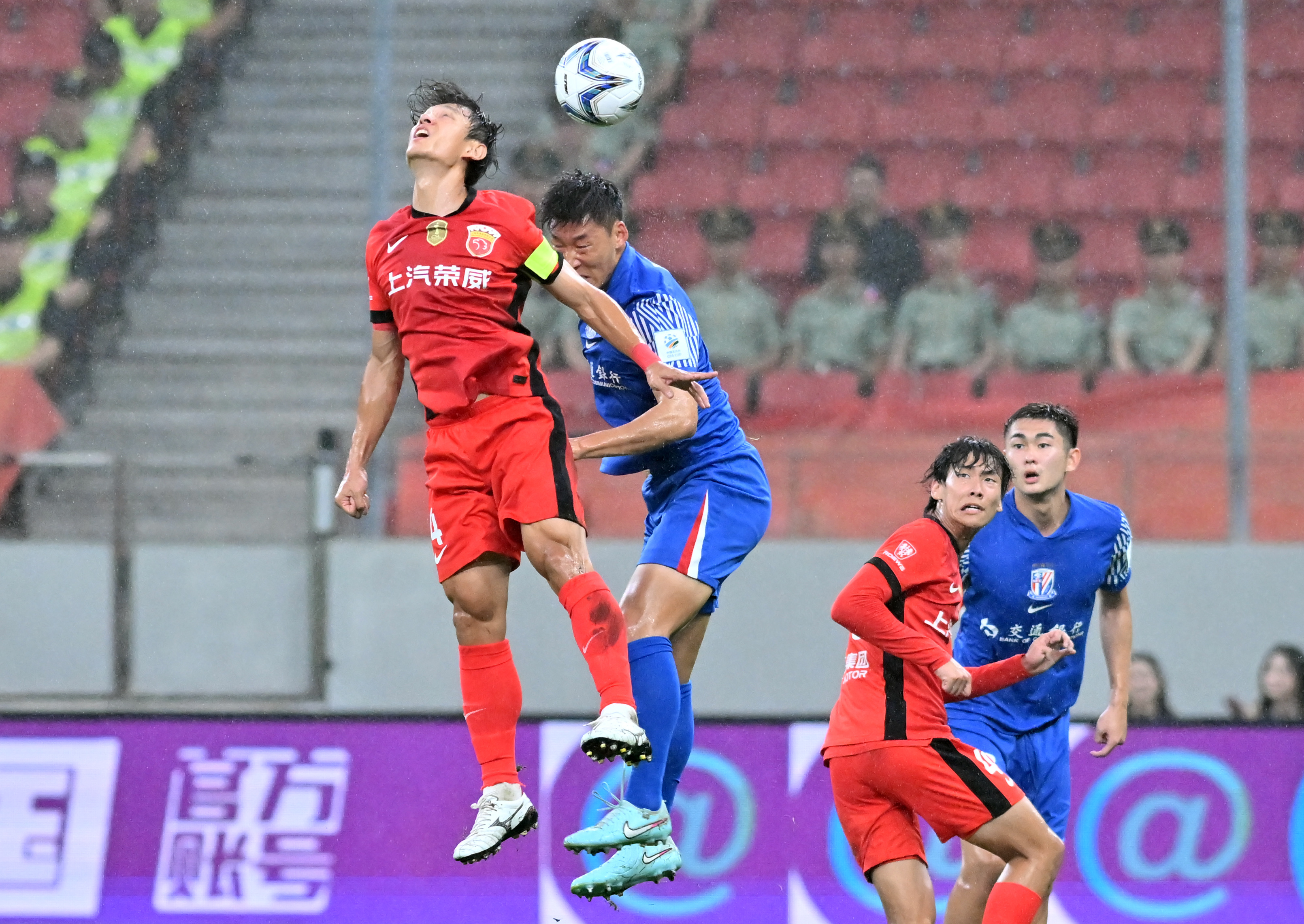 乐鱼app-包含NBA常规赛赛程吃紧，上海海港今晚更衣室发声，态度坚定，细节决定成败的词条-乐鱼app